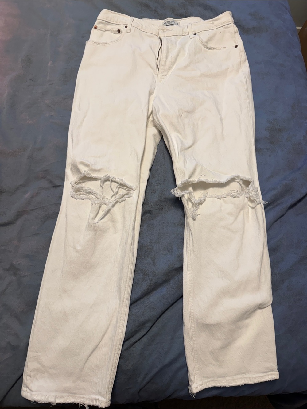 Abercrombie & Fitch White Distressed Straight Jeans